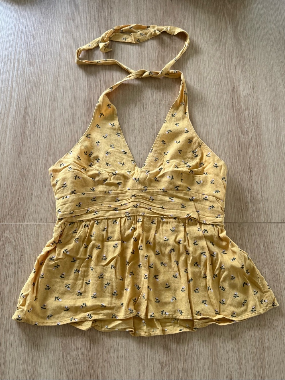 american eagle yellow halter top